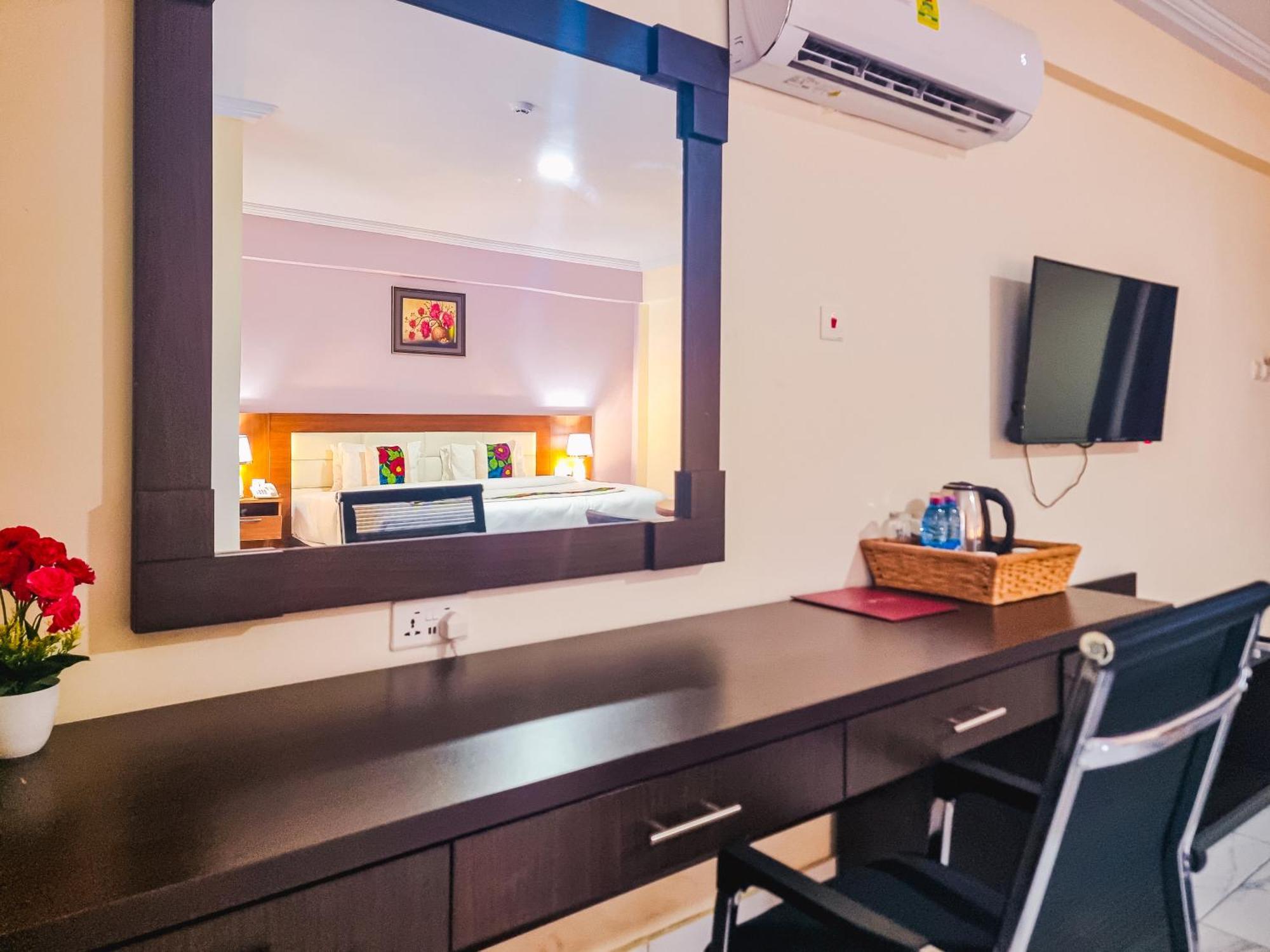Rhogem Hotel Sekondi-Takoradi Kültér fotó